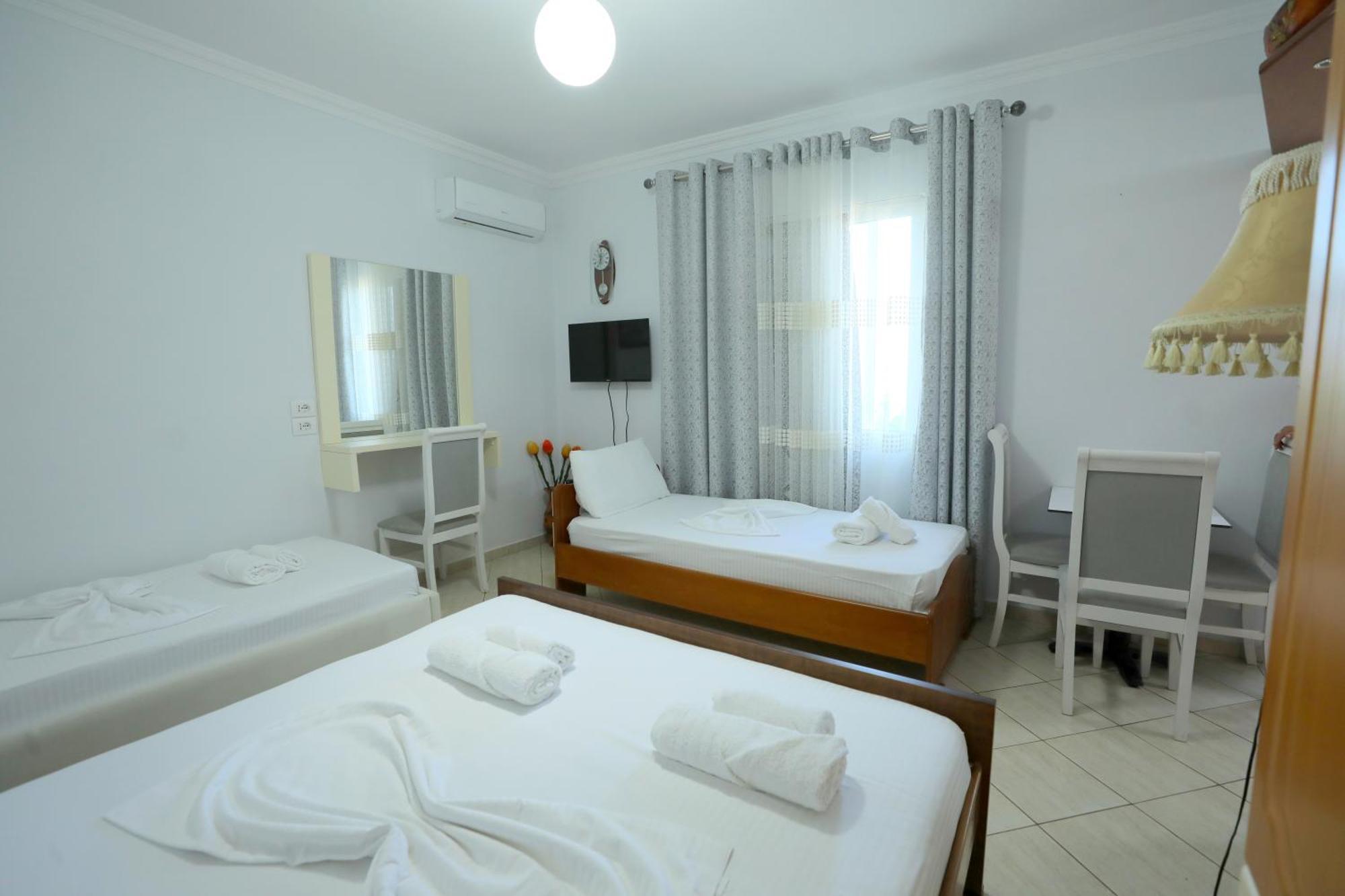 Villa Kevin'S Saranda Extérieur photo