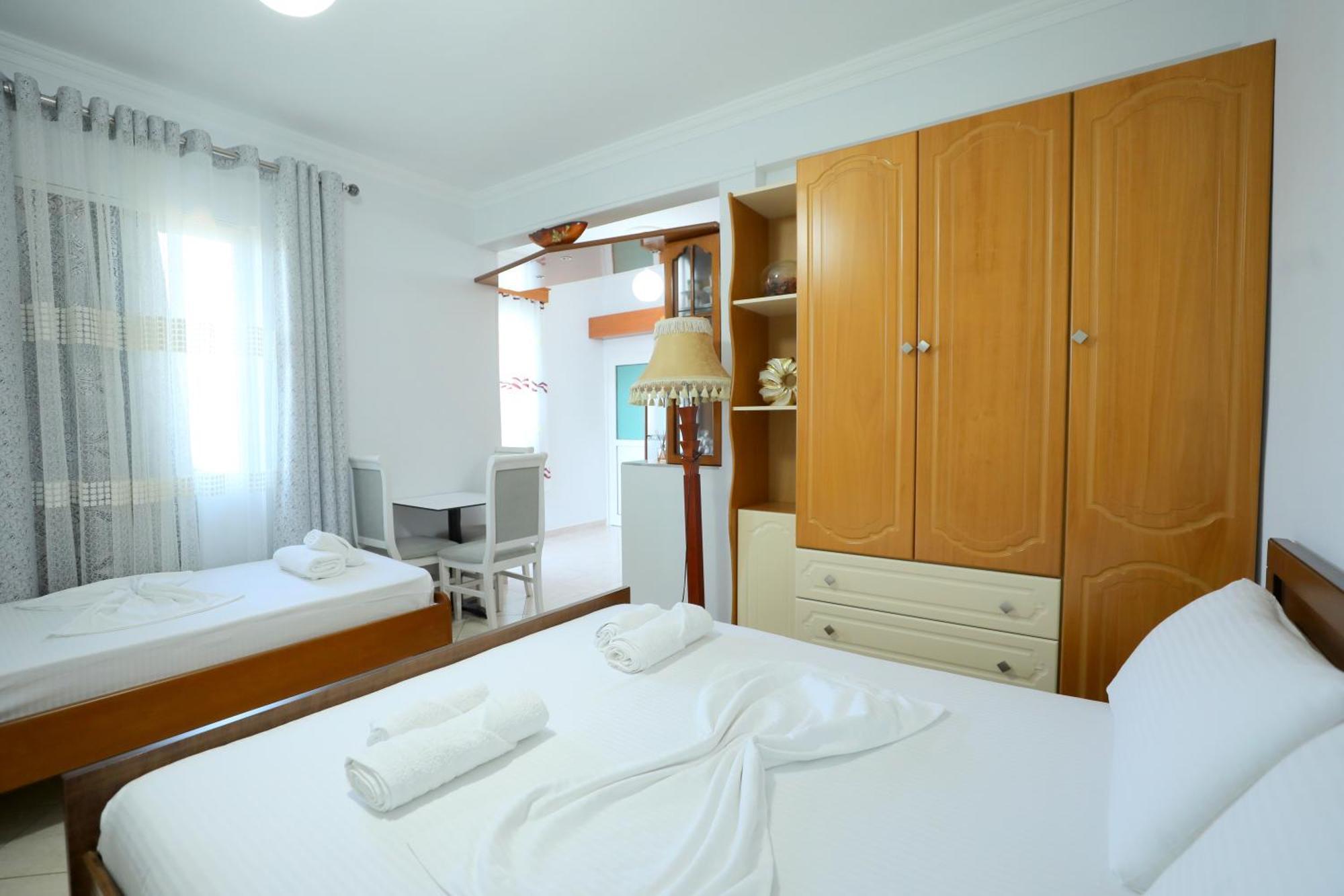 Villa Kevin'S Saranda Extérieur photo