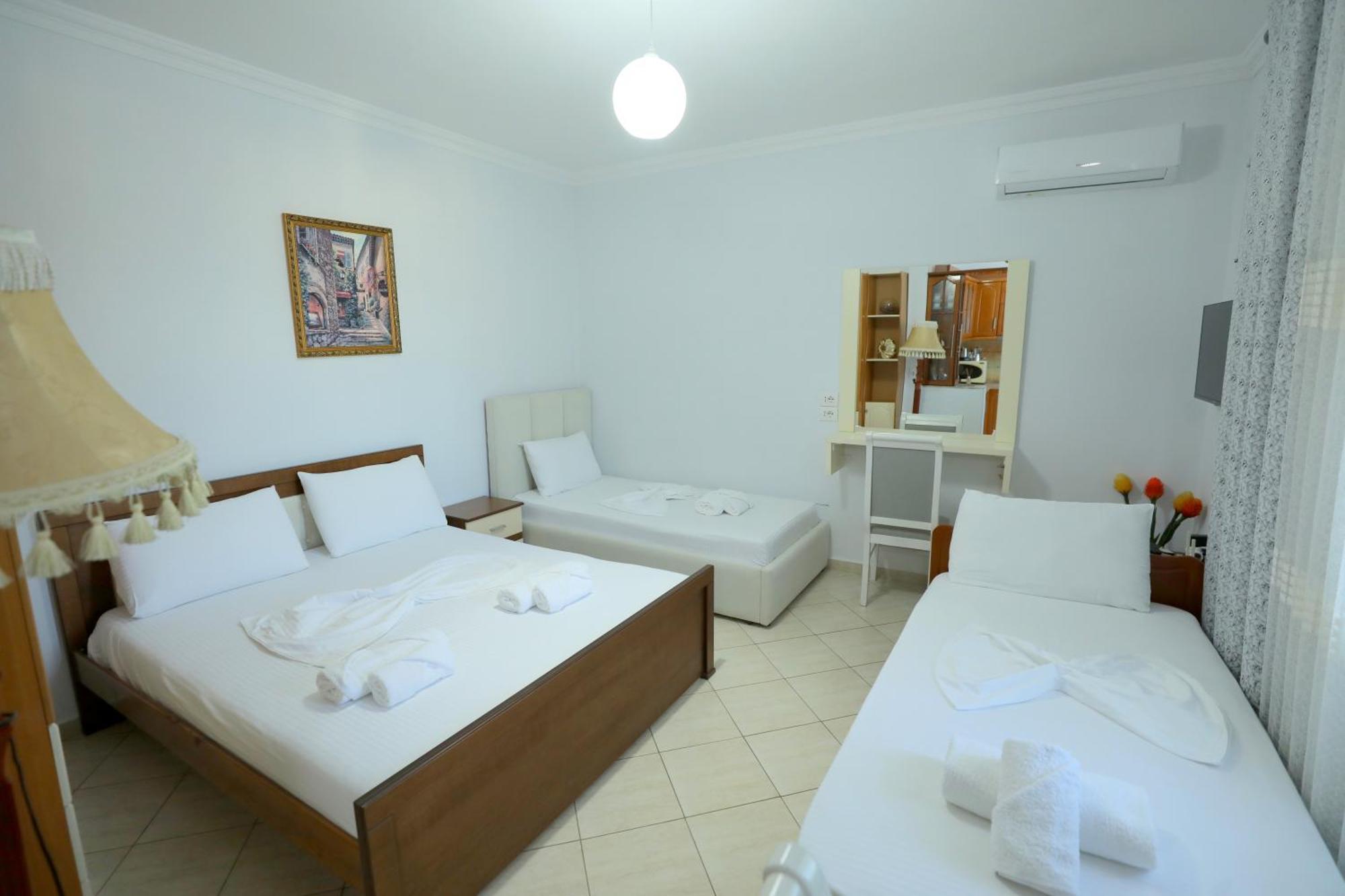 Villa Kevin'S Saranda Extérieur photo