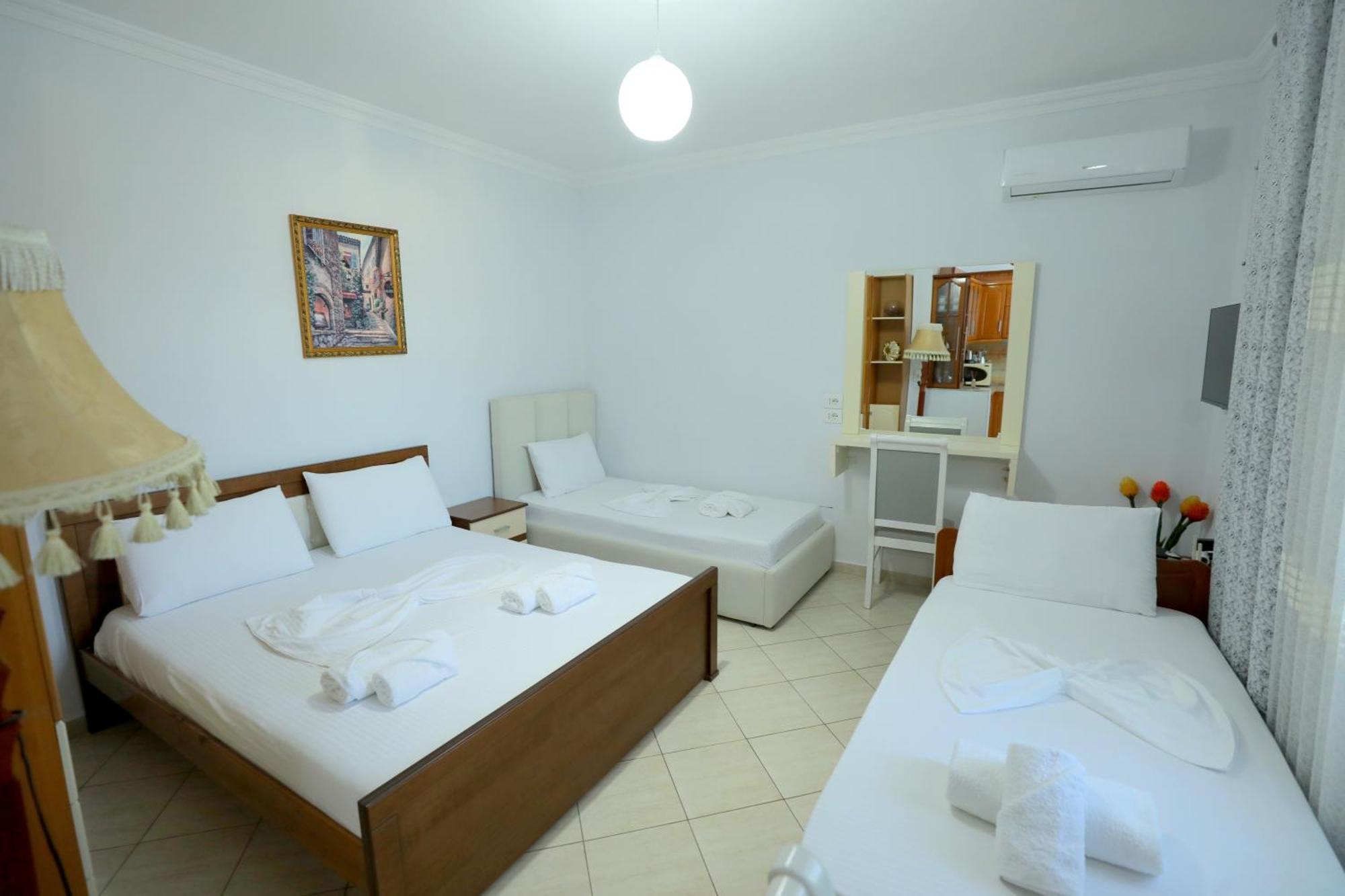 Villa Kevin'S Saranda Extérieur photo