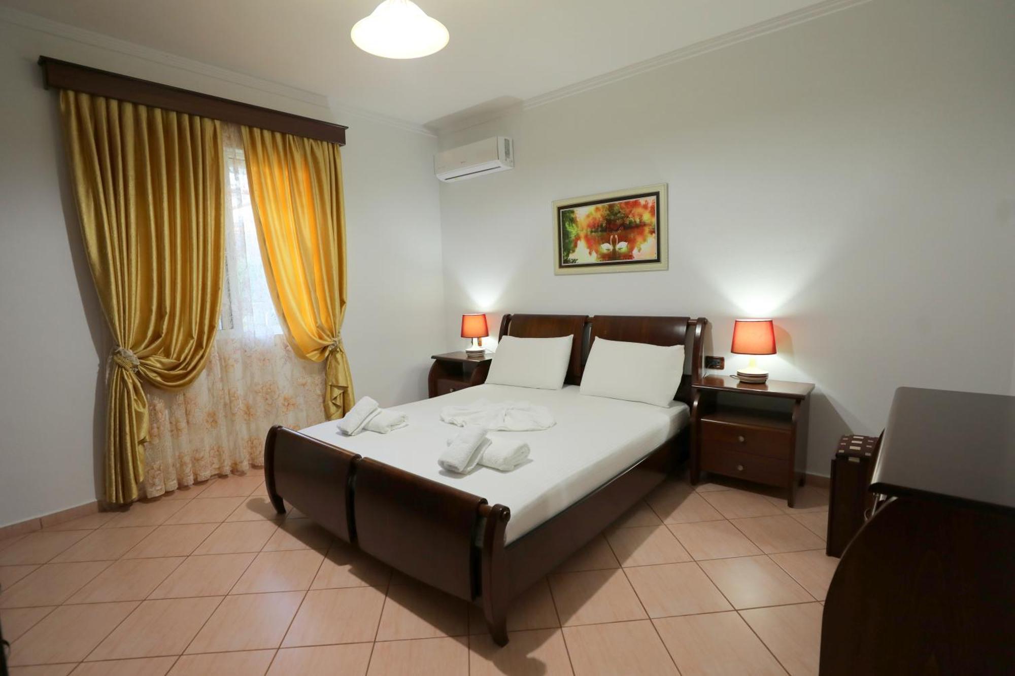 Villa Kevin'S Saranda Extérieur photo